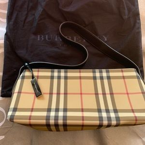 Burberry small purse